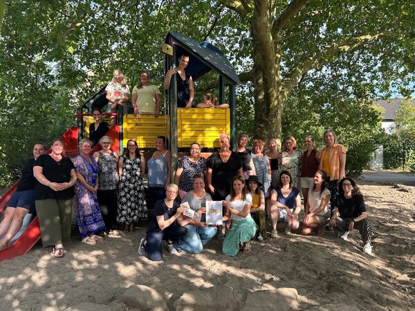 Bild vergr&ouml;&szlig;ern: Abschlussfoto STARKe Kita Kinderhaus Sonnenschein in Rheinstetten
