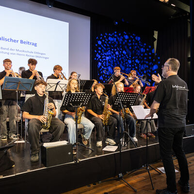 Bild vergr&ouml;&szlig;ern: Sch&uuml;ler-Big-Band der Musikschule Ettlingen